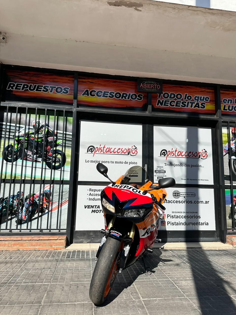 BURBUJA PARABRISAS ZERO GRAVITY CORSA HONDA CBR600RR / ABS 2013-2025 TRANSPARENTE-AHUMADO - Imagen 8