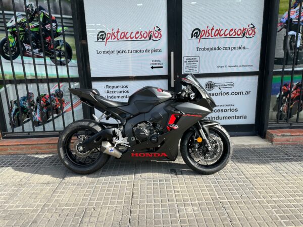 BURBUJA PARABRISAS ZERO GRAVITY CORSA HONDA CBR1000RR 2017-2025 - Image 11
