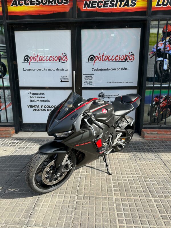 BURBUJA PARABRISAS ZERO GRAVITY CORSA HONDA CBR1000RR 2017-2025 - Image 8