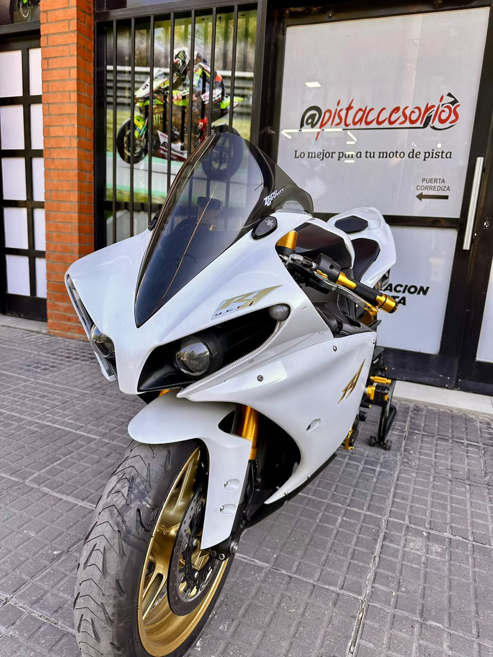 BURBUJA PARABRISAS ZERO GRAVITY CORSA YAMAHA YZF R1 2009-2014 - Imagen 9