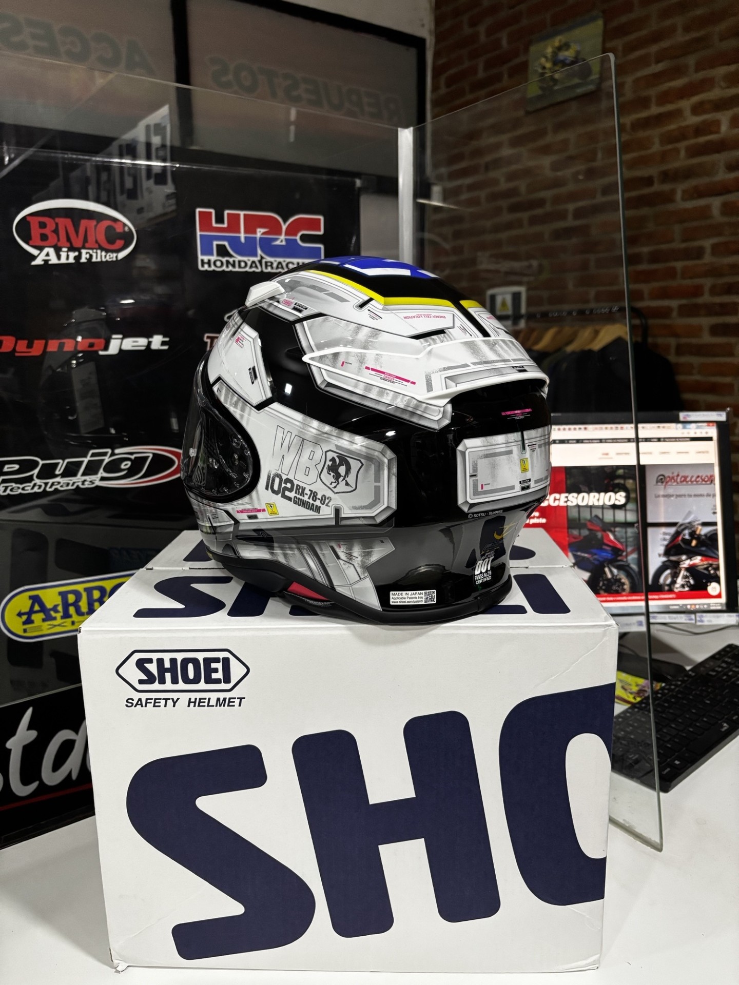 CASCO SHOEI GUNDAM RF-1400 RX-78-02 - Imagen 7