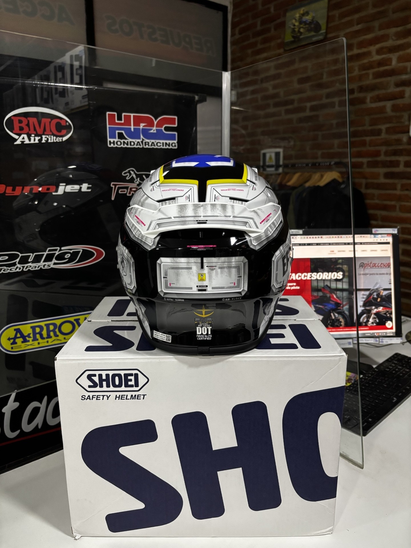 CASCO SHOEI GUNDAM RF-1400 RX-78-02 - Imagen 8