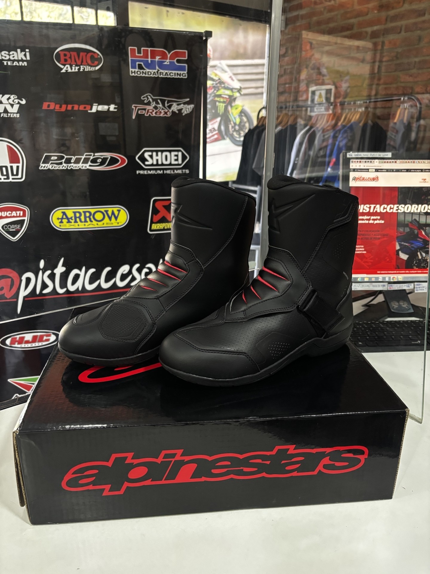 BOTAS WATERPROOF V2 RIDGE ALPINESTARS - Imagen 14