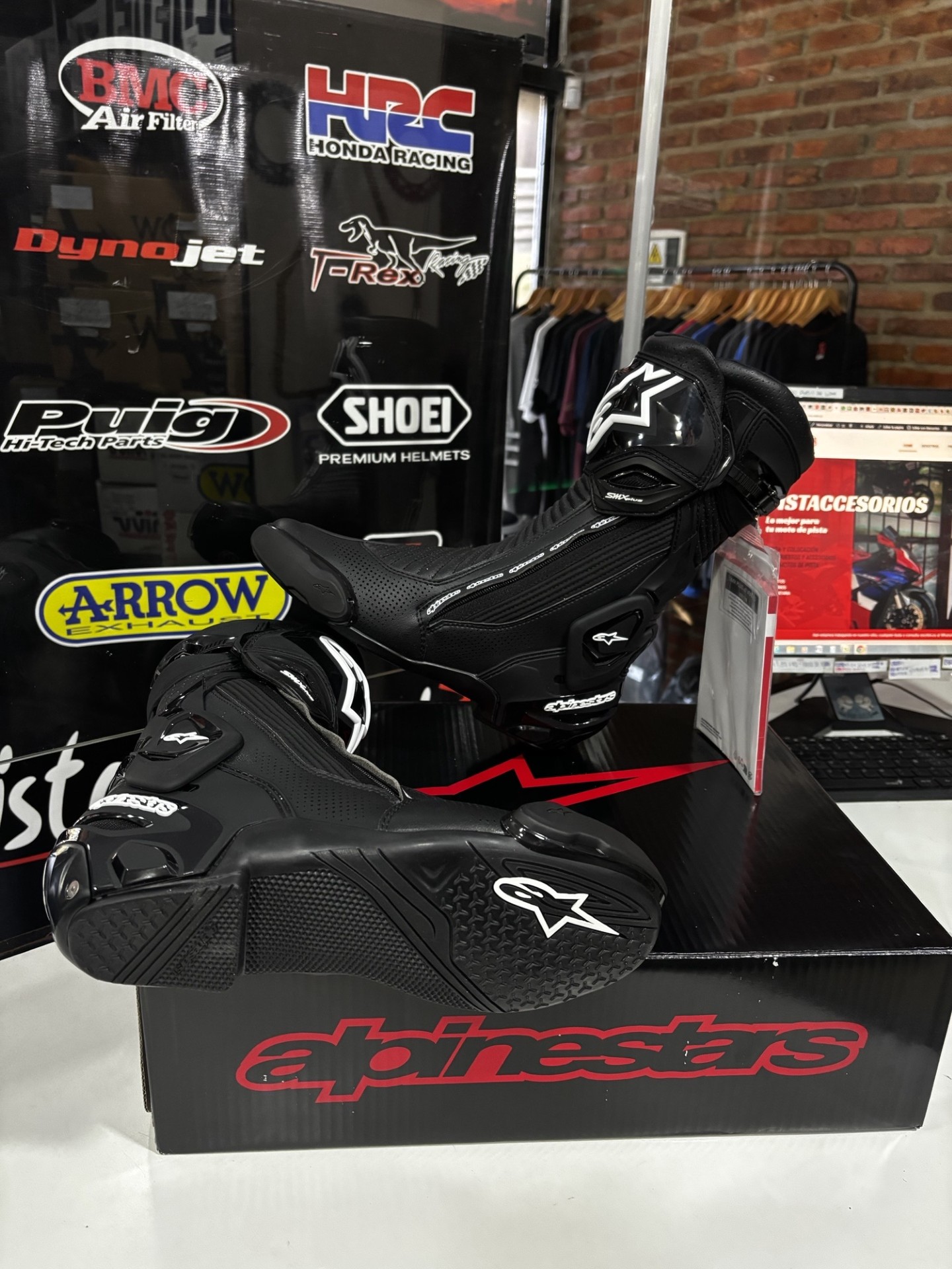 BOTAS SMX-PLUS V2 VENTILADAS ALPINESTARS - Imagen 11