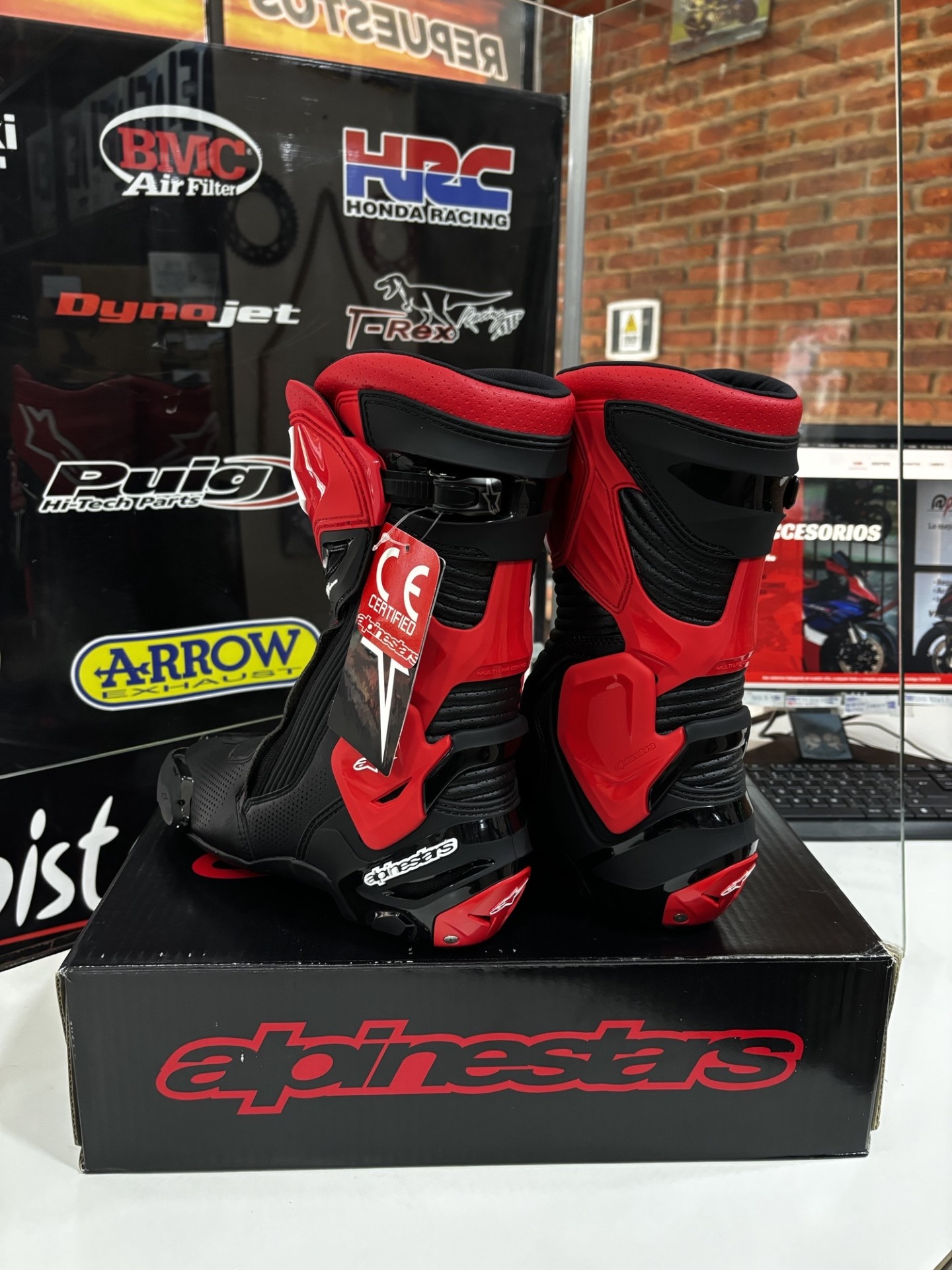 BOTAS SMX-PLUS V2 VENTILADAS ALPINESTARS - Imagen 26