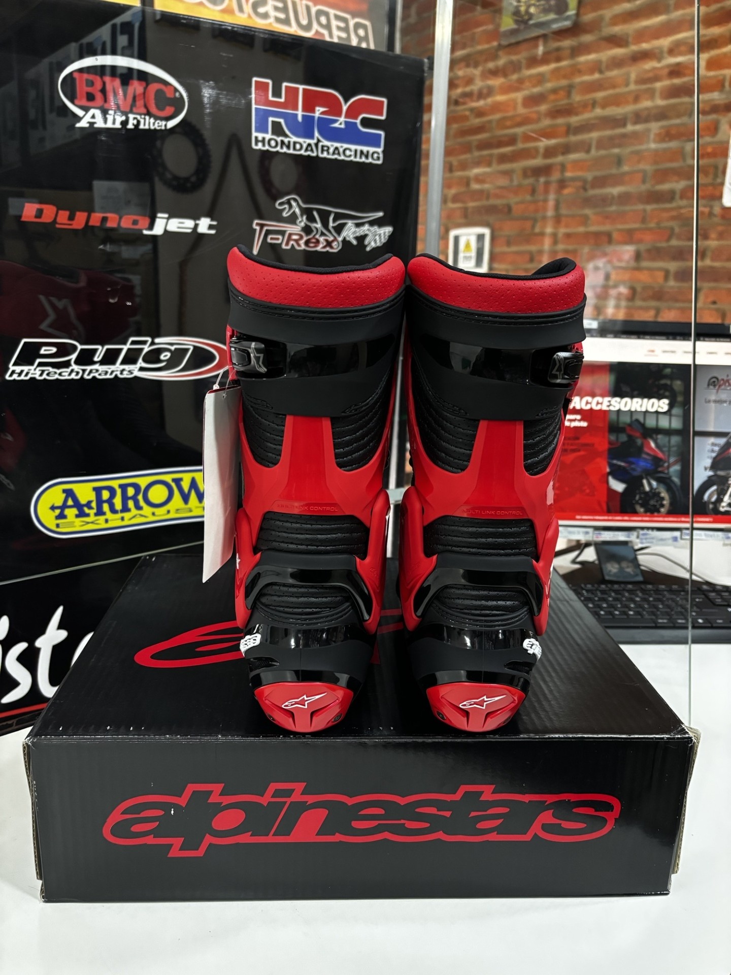 BOTAS SMX-PLUS V2 VENTILADAS ALPINESTARS - Imagen 27
