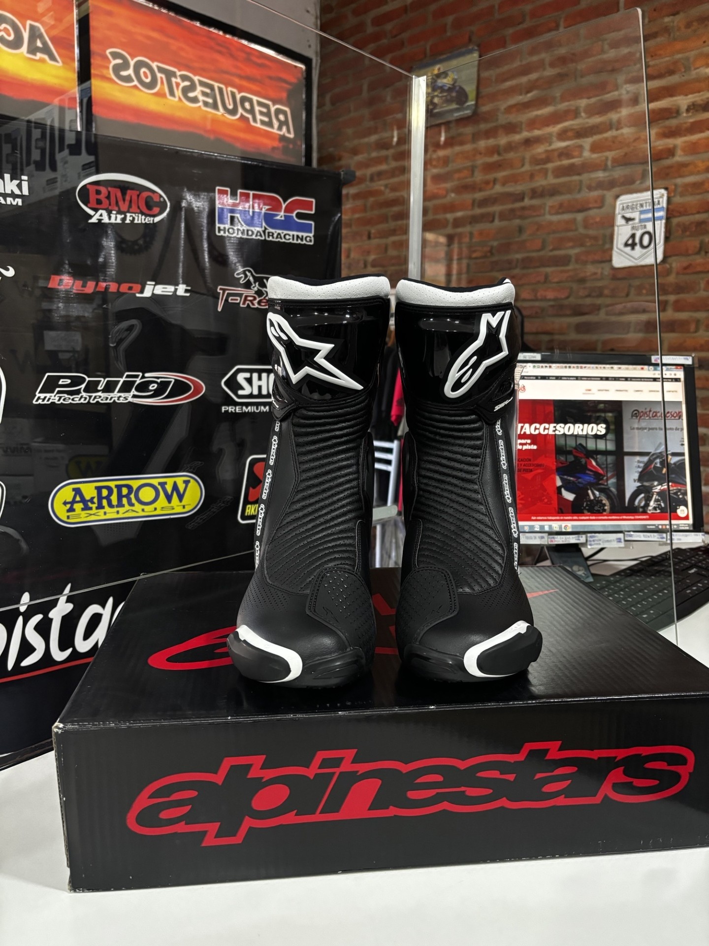 BOTAS SMX-PLUS V2 VENTILADAS ALPINESTARS - Imagen 17