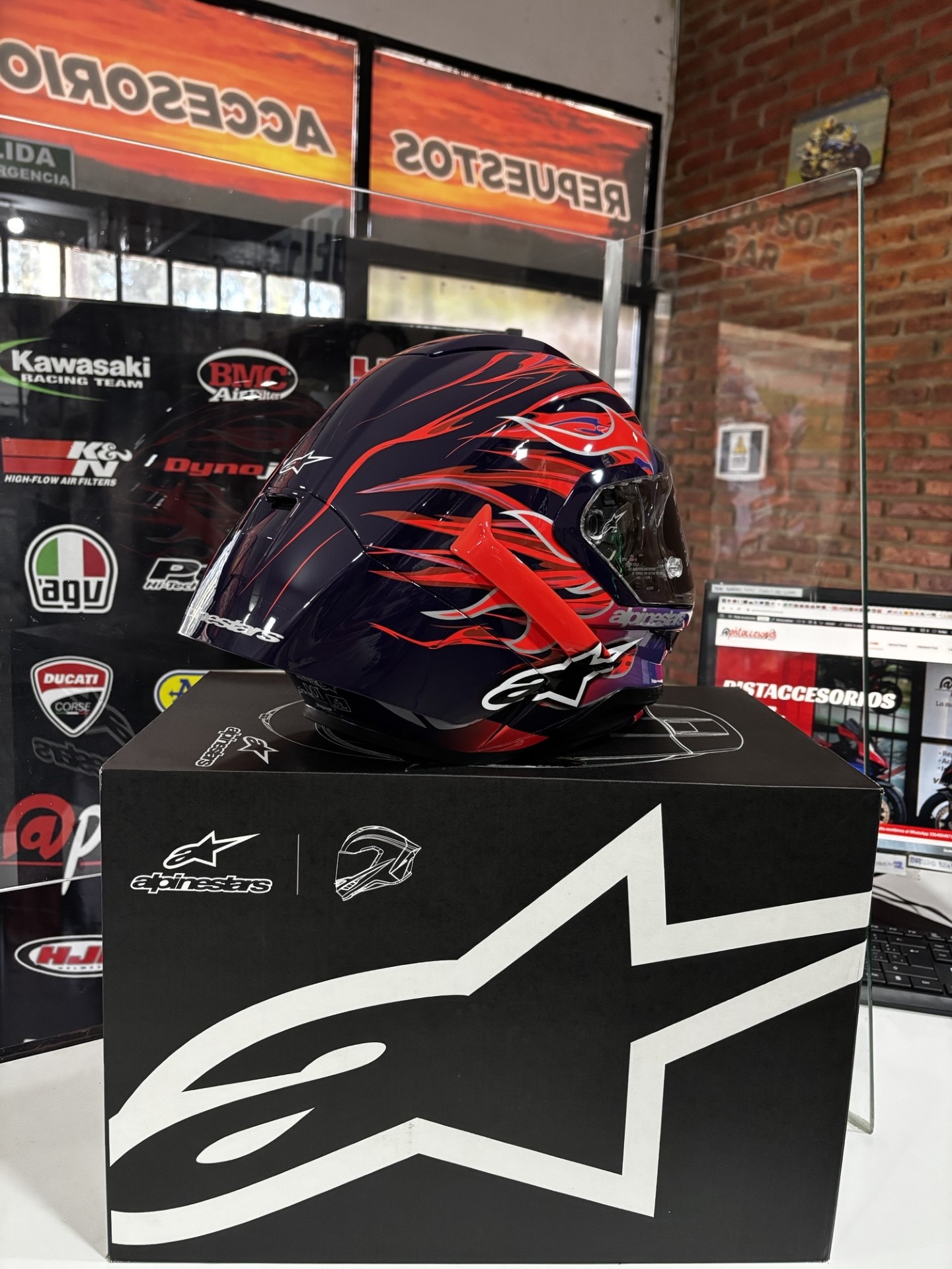 CASCO SUPERTECH R10 FLYTE EDICION LIMITADA ALPINESTARS - Imagen 15