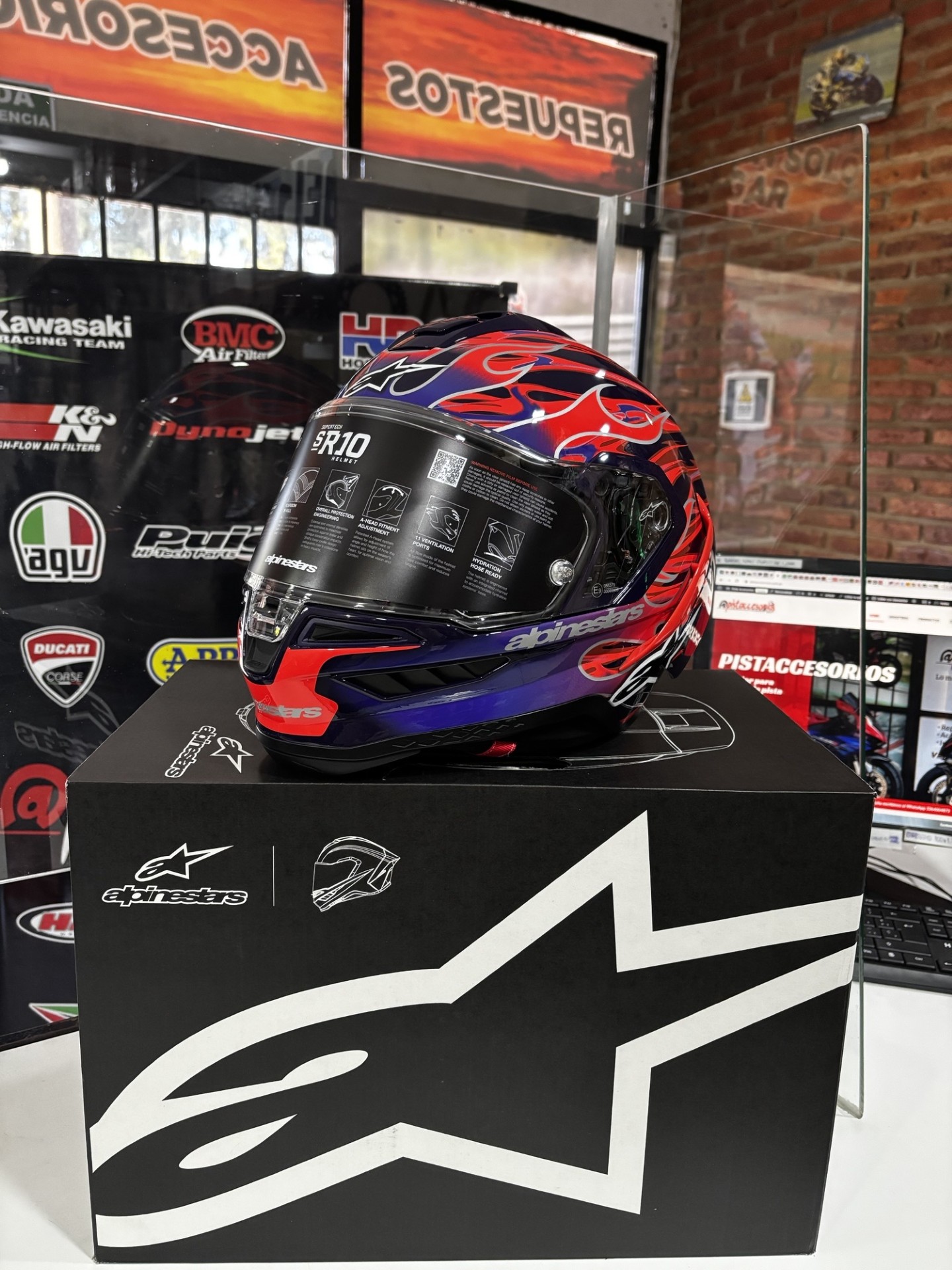 CASCO SUPERTECH R10 FLYTE EDICION LIMITADA ALPINESTARS - Imagen 19