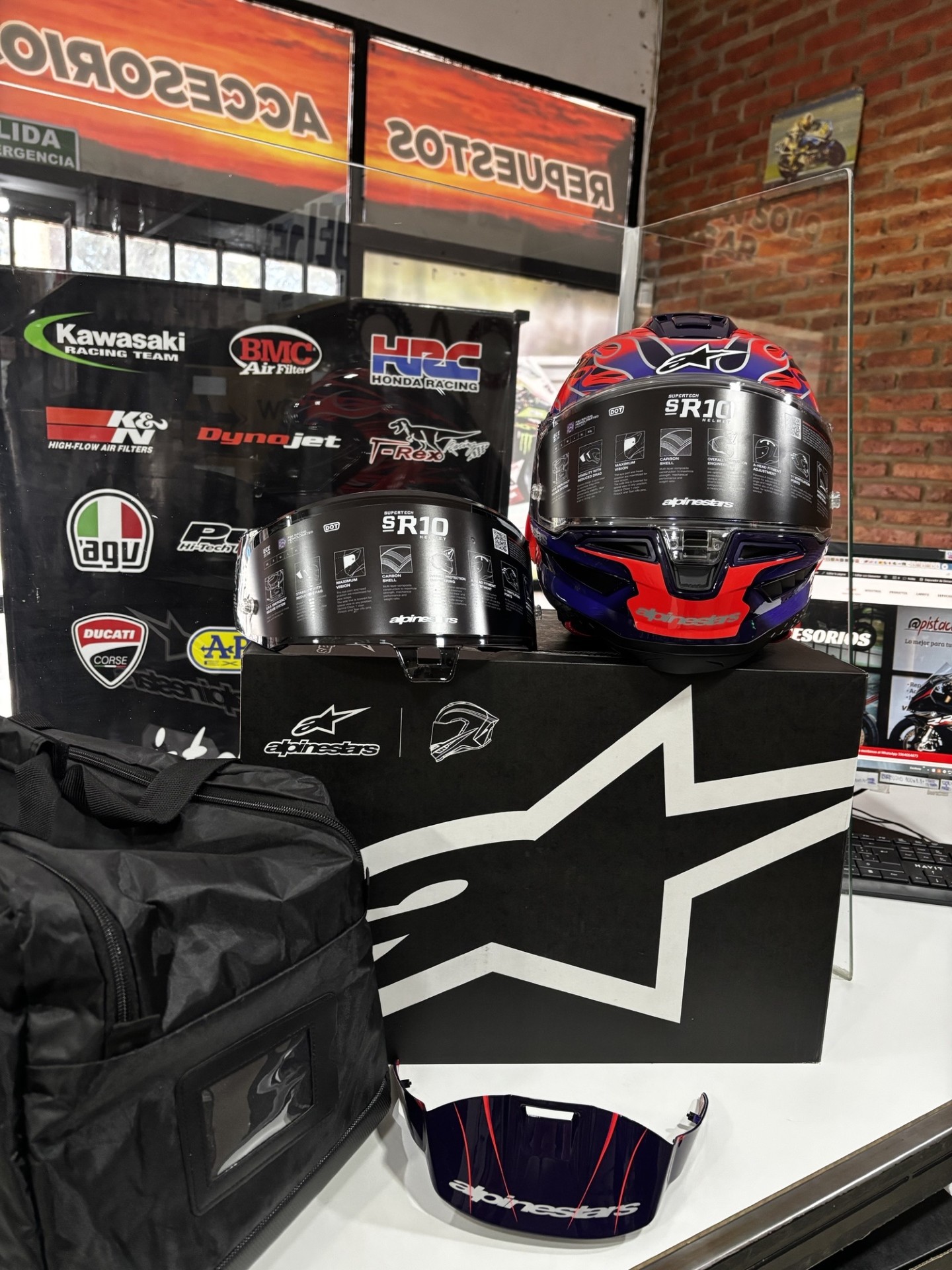 CASCO SUPERTECH R10 FLYTE EDICION LIMITADA ALPINESTARS - Imagen 21