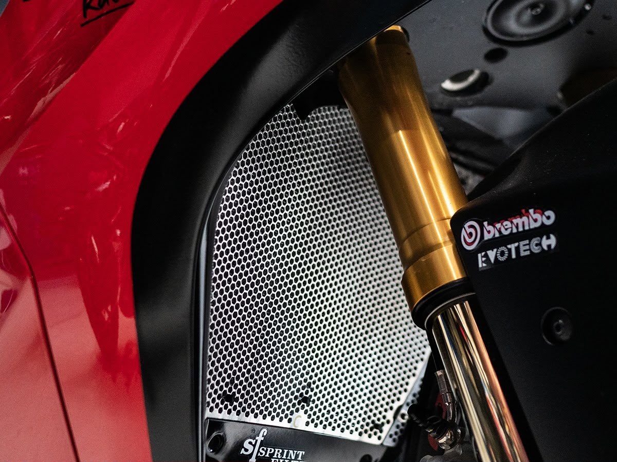 CUBRE RADIADOR PROTECTOR EVOTECH DUCATI PANIGALE V4 / S 2025-2026 - Imagen 3