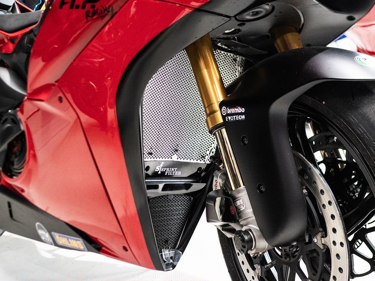 CUBRE RADIADOR PROTECTOR EVOTECH DUCATI PANIGALE V4 / S 2025-2026 - Imagen 5