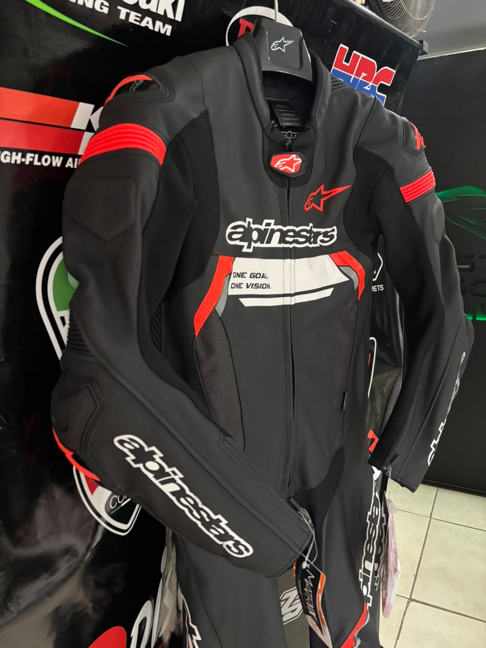 MONO MISSILE V2 IGNITION 1 PIEZA DE CUERO ALPINESTARS - Imagen 14
