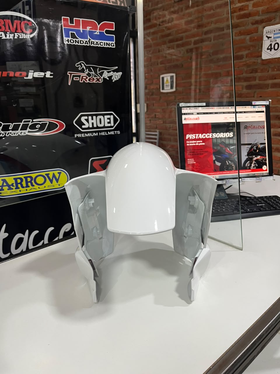 GUARDABARROS DELANTERO BMW S1000R / RR 2019-2025 - Imagen 5
